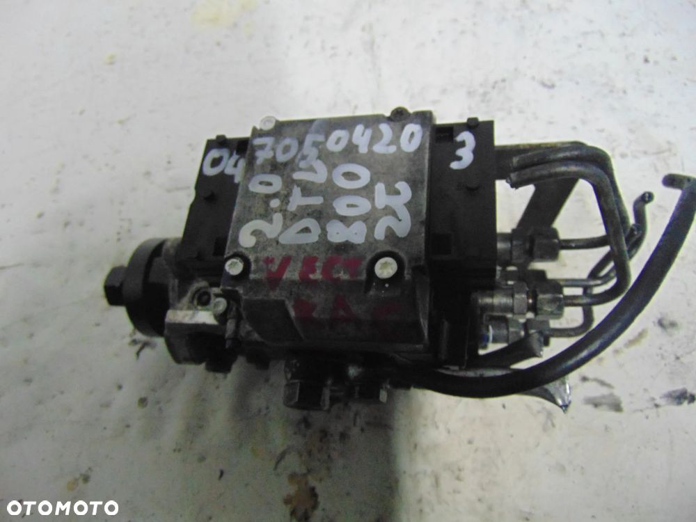 Pompa wtryskowa opel 2,0 DTL 03 - 1