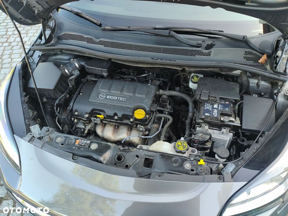 Opel Corsa 1.2 16V Edition / Active - 17