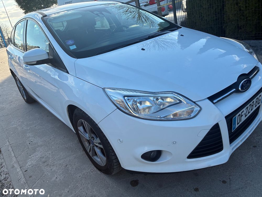 Ford Focus 1.0 EcoBoost Titanium ASS - 3