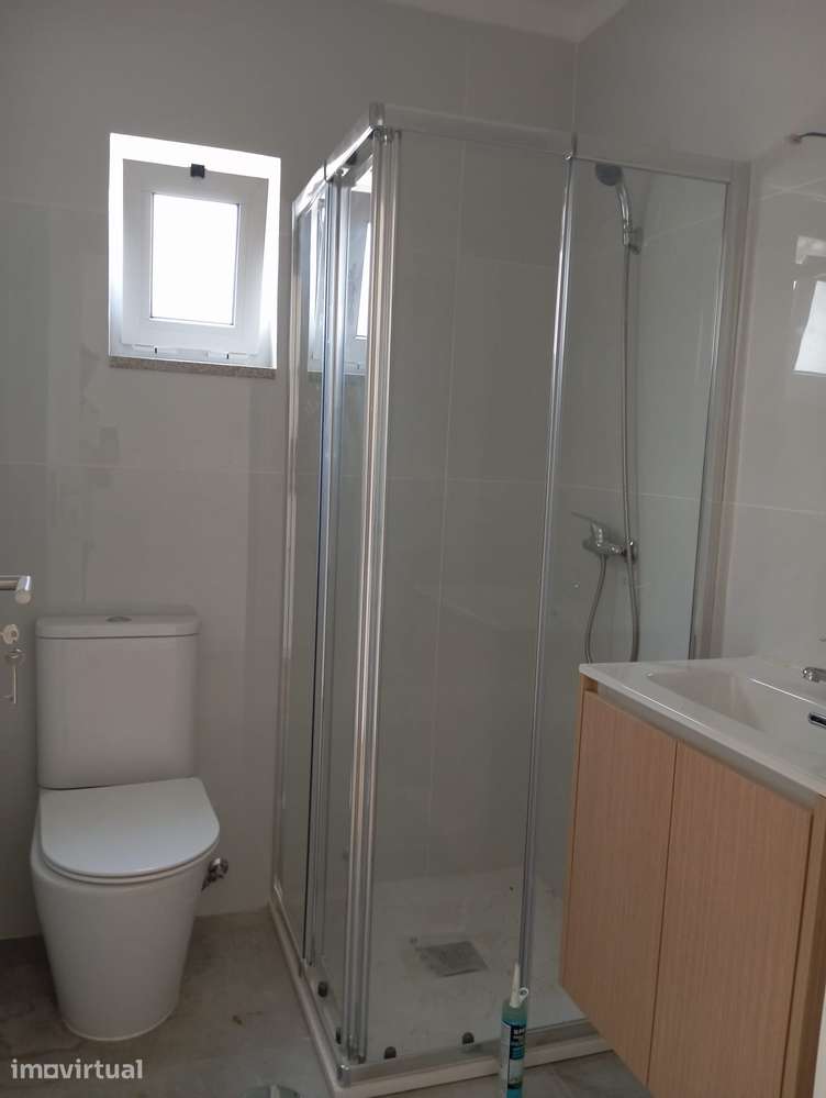 T1 Totalmente remodelado - Ao H.S.João - Grande imagem: 4/14