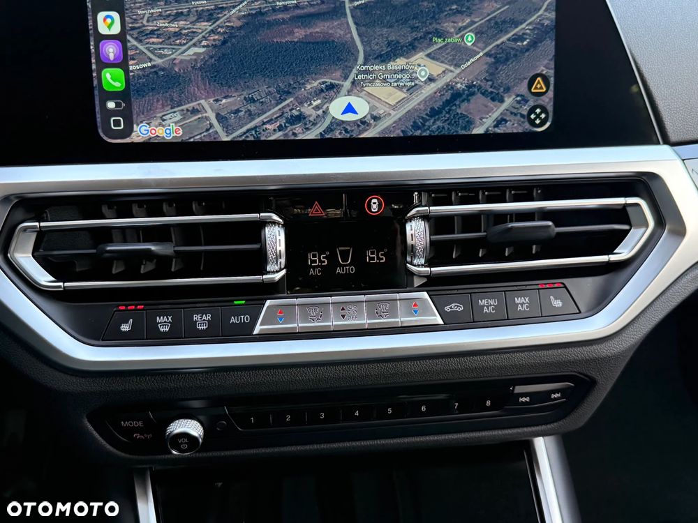 BMW Seria 3 320d Sport Line - 23