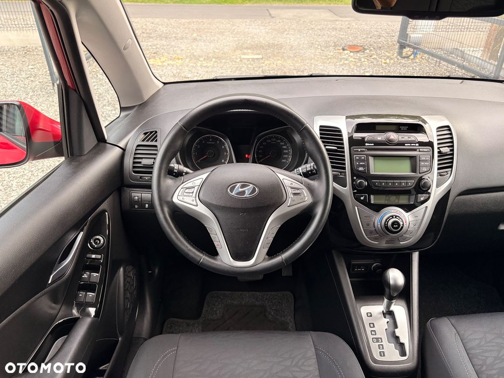 Hyundai ix20 1.6 Premium - 24