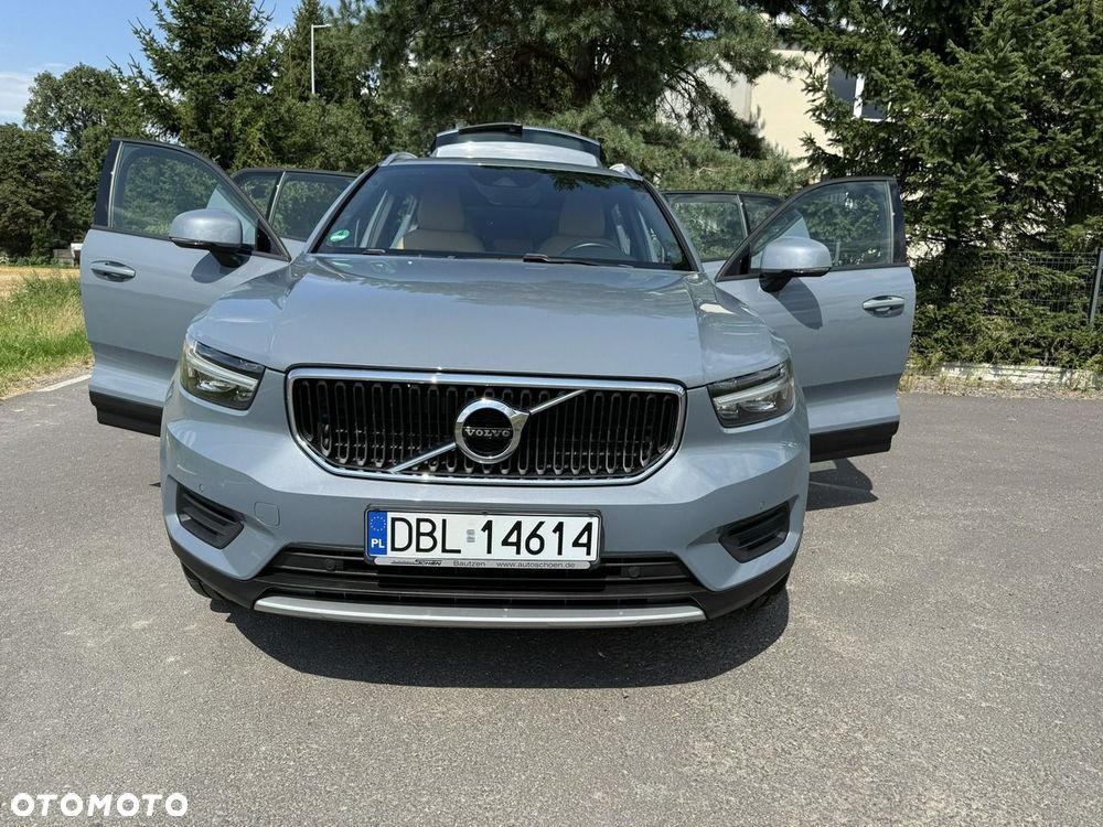 Volvo XC 40 D4 AWD Momentum Pro - 34