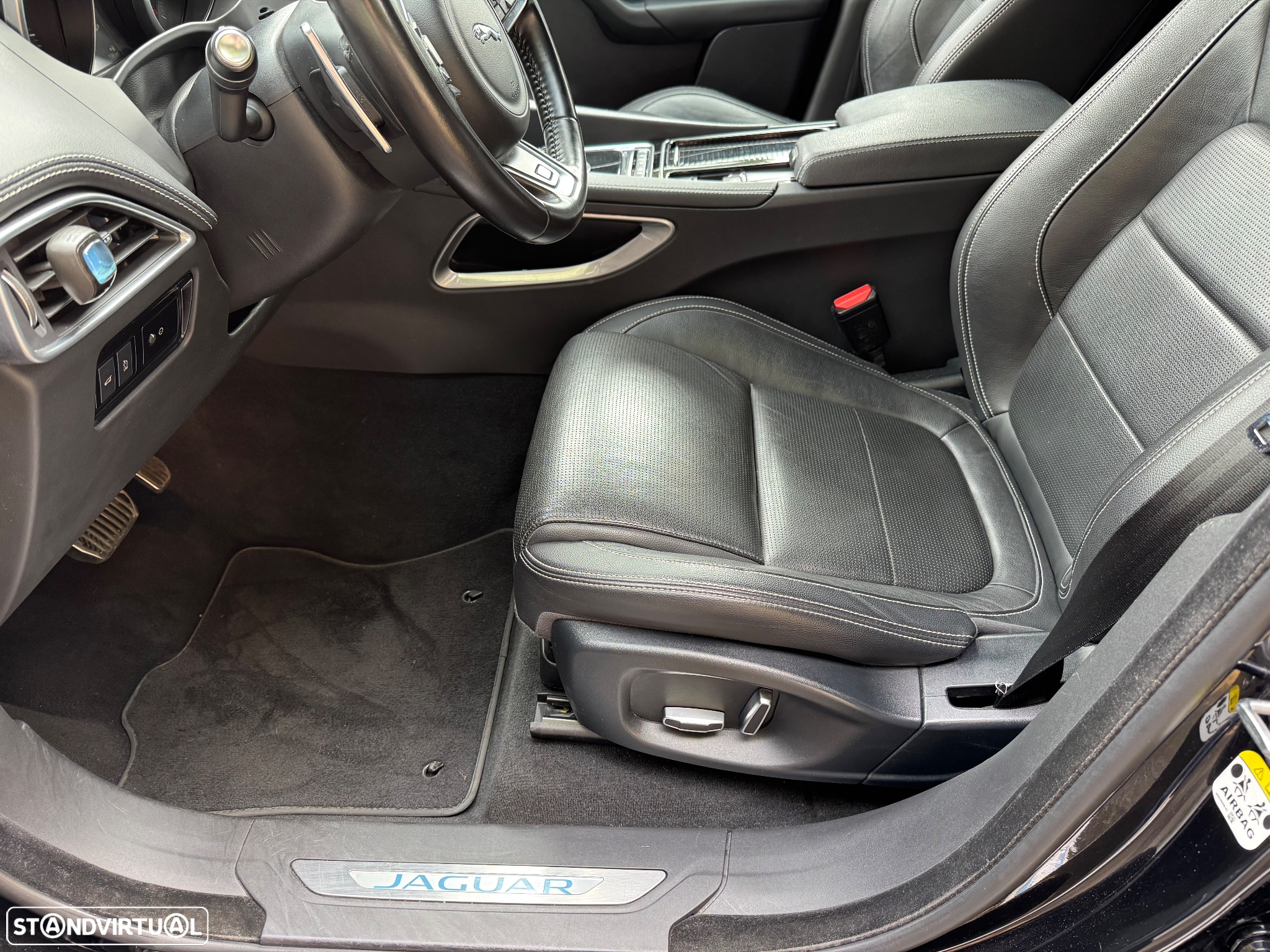 Jaguar F-Pace 2.0 i4D R-Sport AWD Aut. - 21