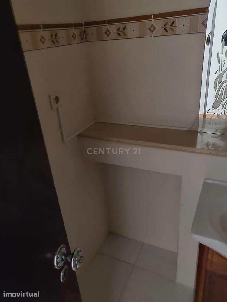 Apartamento T1 em Massamá, Sintra - Excelente Localização - Grande imagem: 4/14