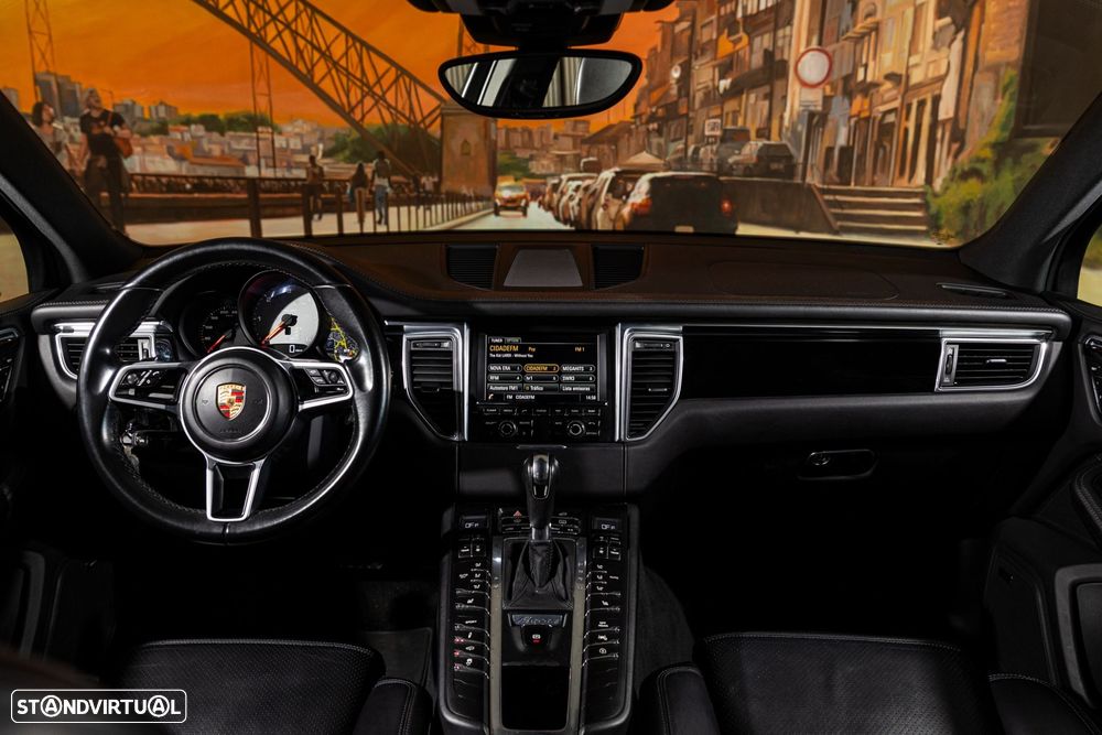 Porsche Macan S - 10