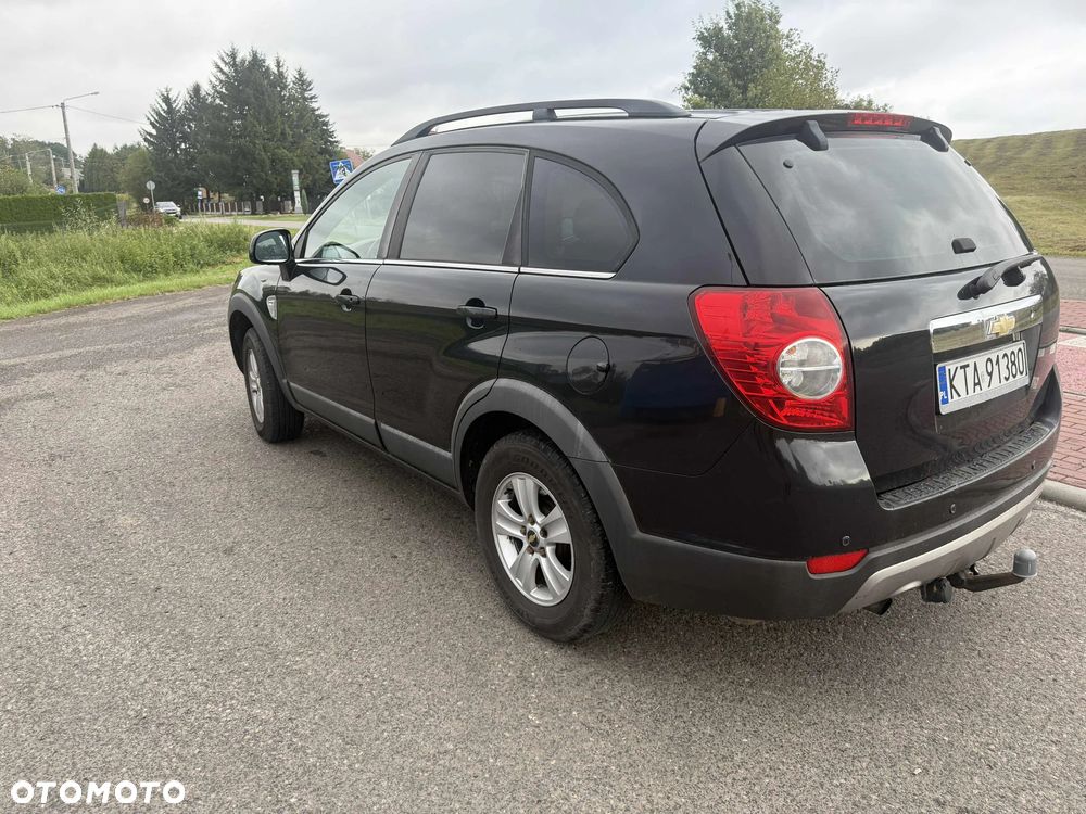 Chevrolet Captiva 2.4 LS - 8