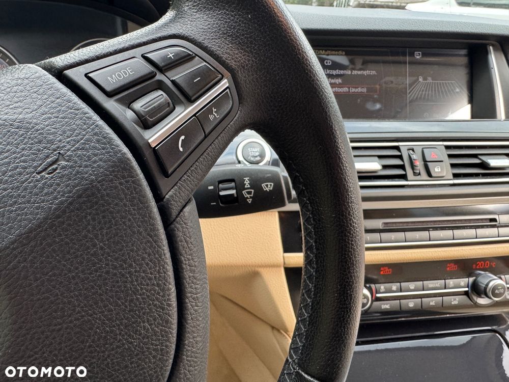 BMW Seria 5 520d xDrive Luxury Line - 37