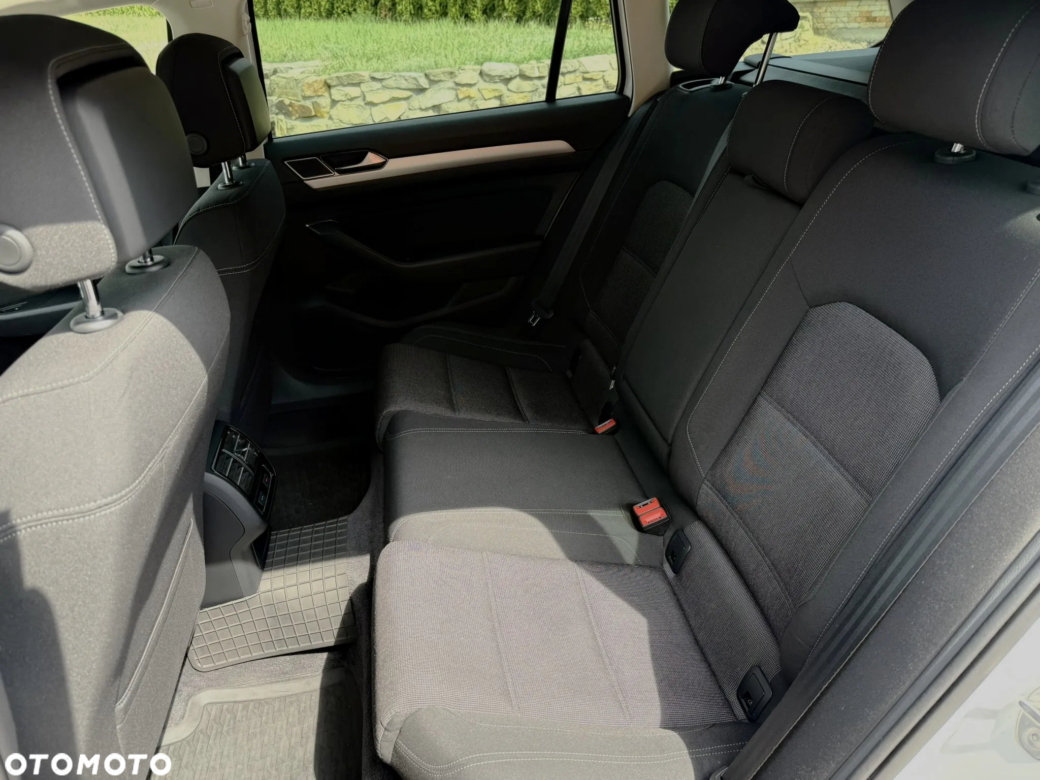 Volkswagen Passat Variant 1.4 TSI ACT (BMT) DSG Comfortline - 24