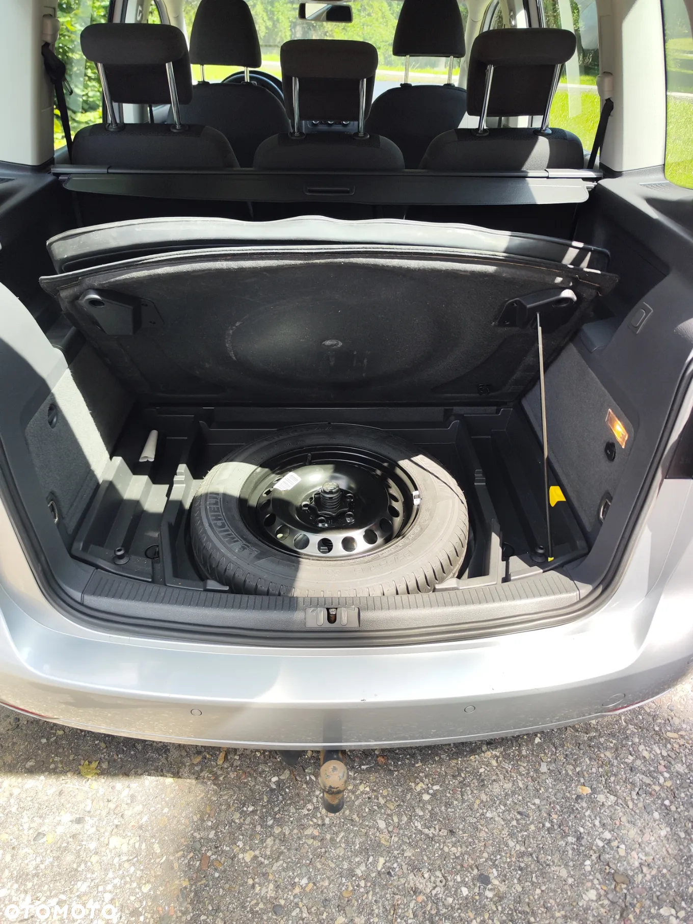 Volkswagen Touran - 19