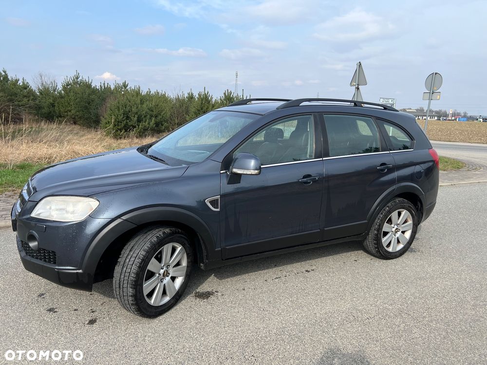 Chevrolet Captiva 2.0 4WD 5 Sitzer LT Exclusive - 3