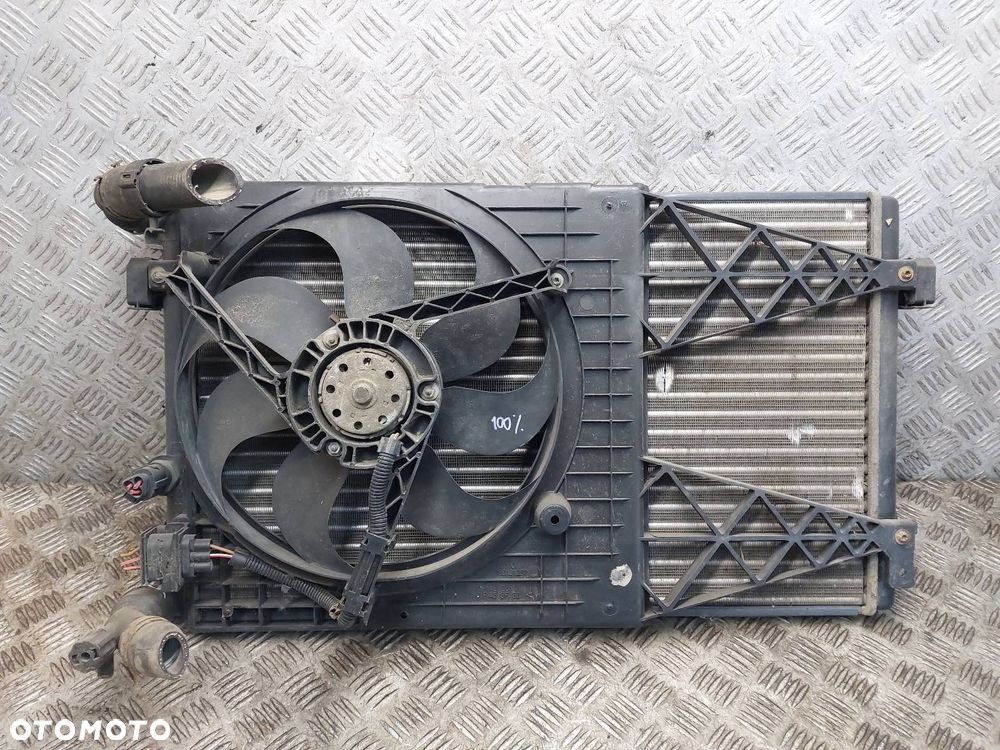 CHŁODNICA WODY + WENTYLATOR VOLKSWAGEN GOLF IV 1.6 16V - 2
