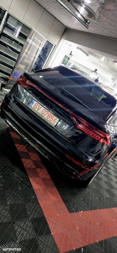 Audi Q8 - 5