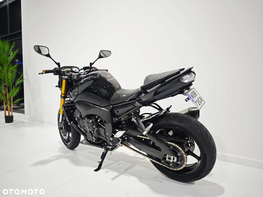 Yamaha FZ - 13