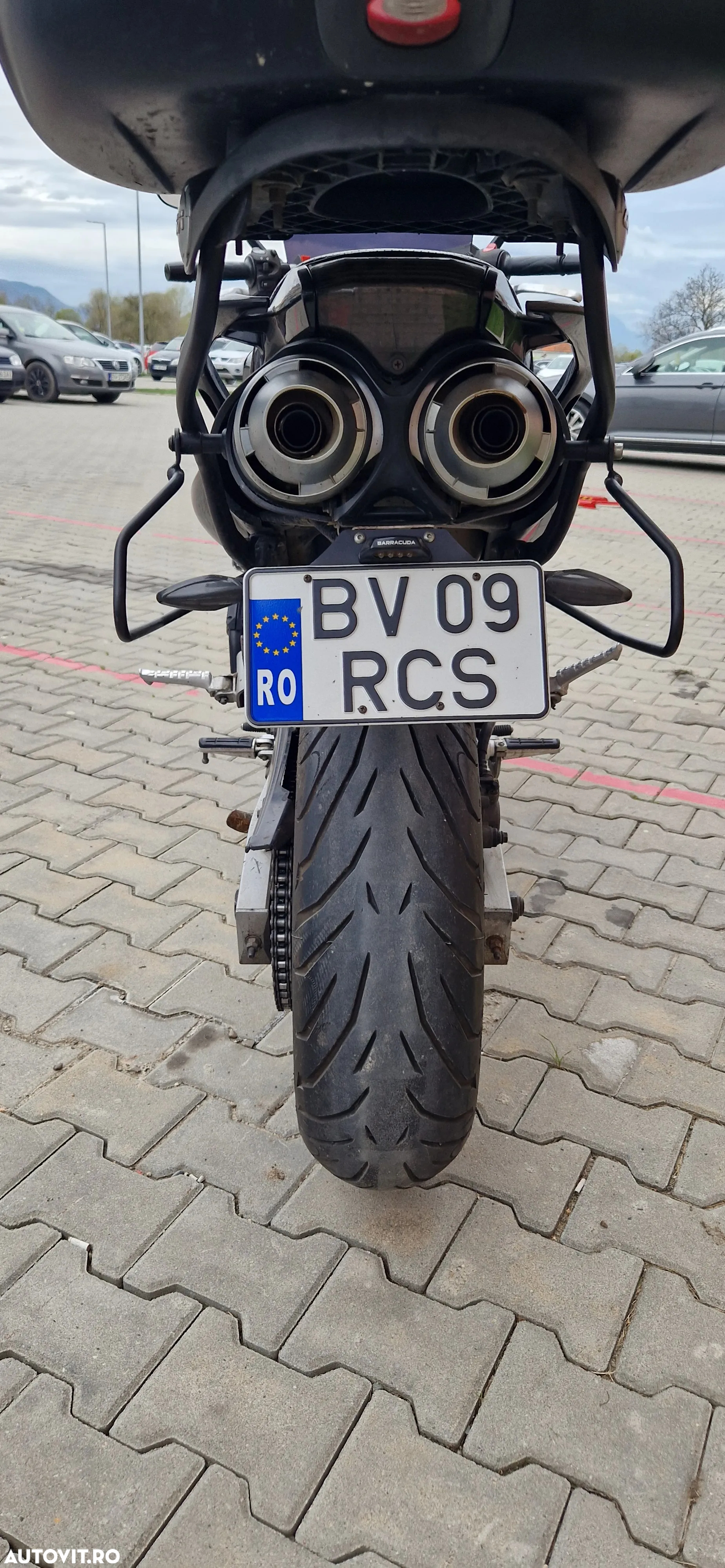 Yamaha FZ-6S Fazer - 6
