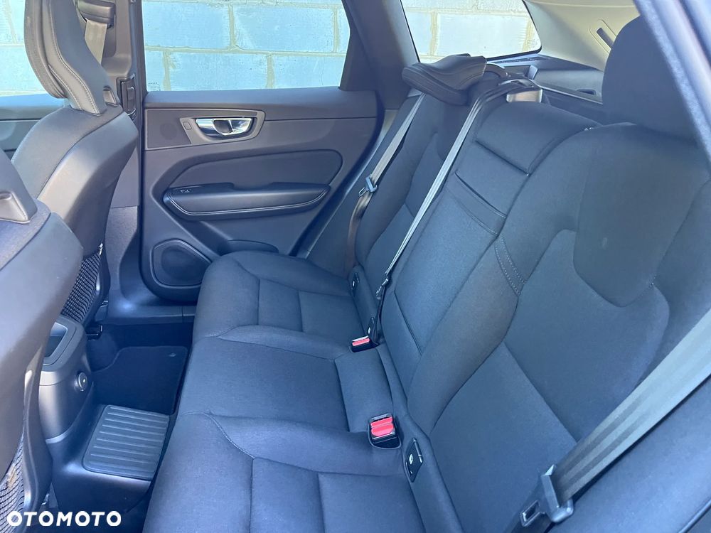 Volvo XC 60 T6 AWD Recharge Geartronic Inscription Expression - 9