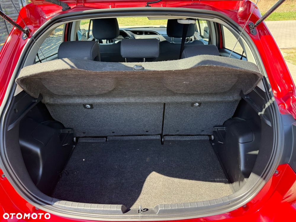 Toyota Yaris - 9