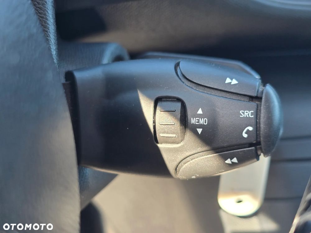 Peugeot 308 1.6 BlueHDi Access S&S - 20
