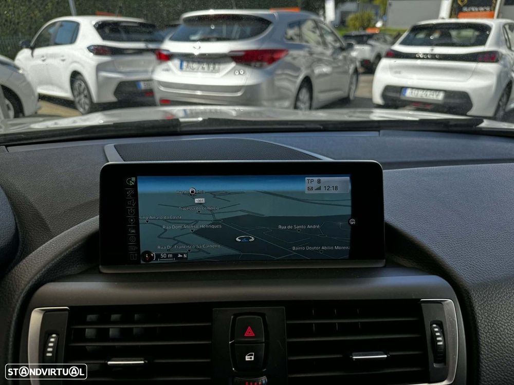 BMW 116 d Pack M - 13