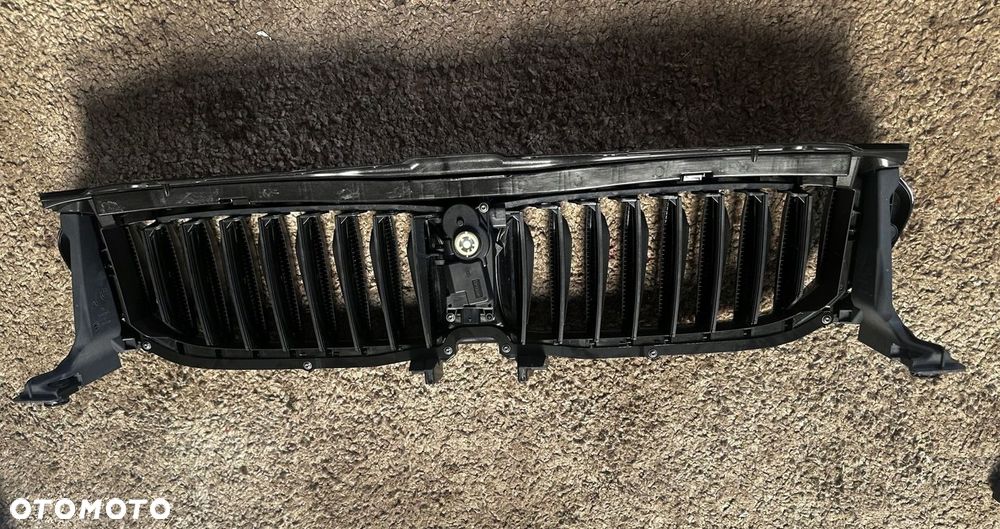 BMW G20 ŻALUZJA WLOT KIEROWNICA POWIETRZA 187156-10 - 9