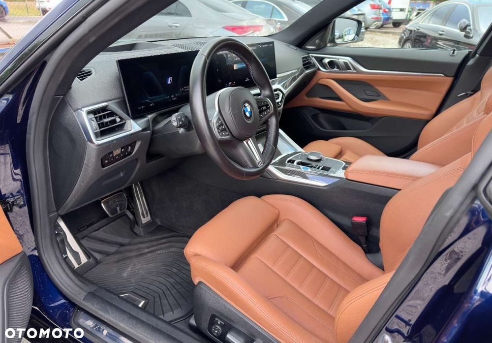 BMW i4 - 12