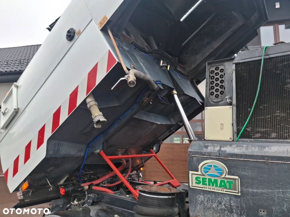 Renault Midlum 220 Zamiatarka Johnston 2 Silniki Szczotki L/R Obie Strony 2010r Przebieg 116 tyś km - 24