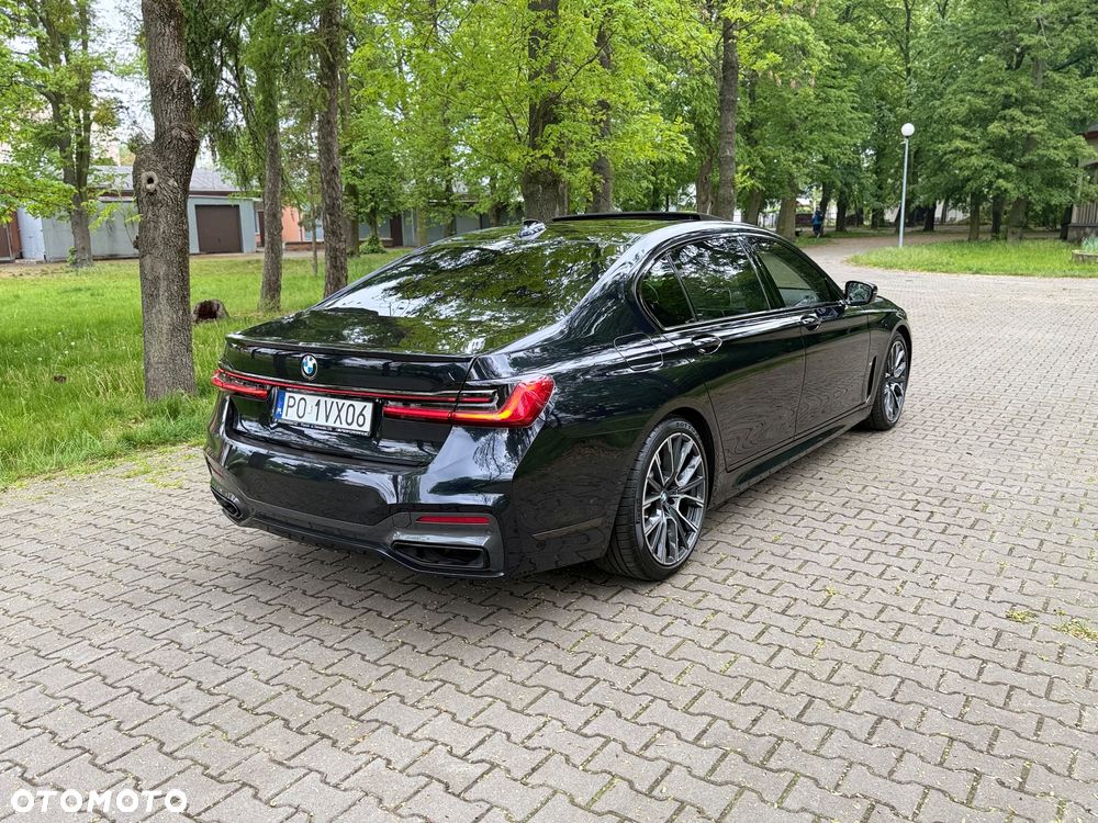 BMW Seria 7 750Li xDrive sport - 14