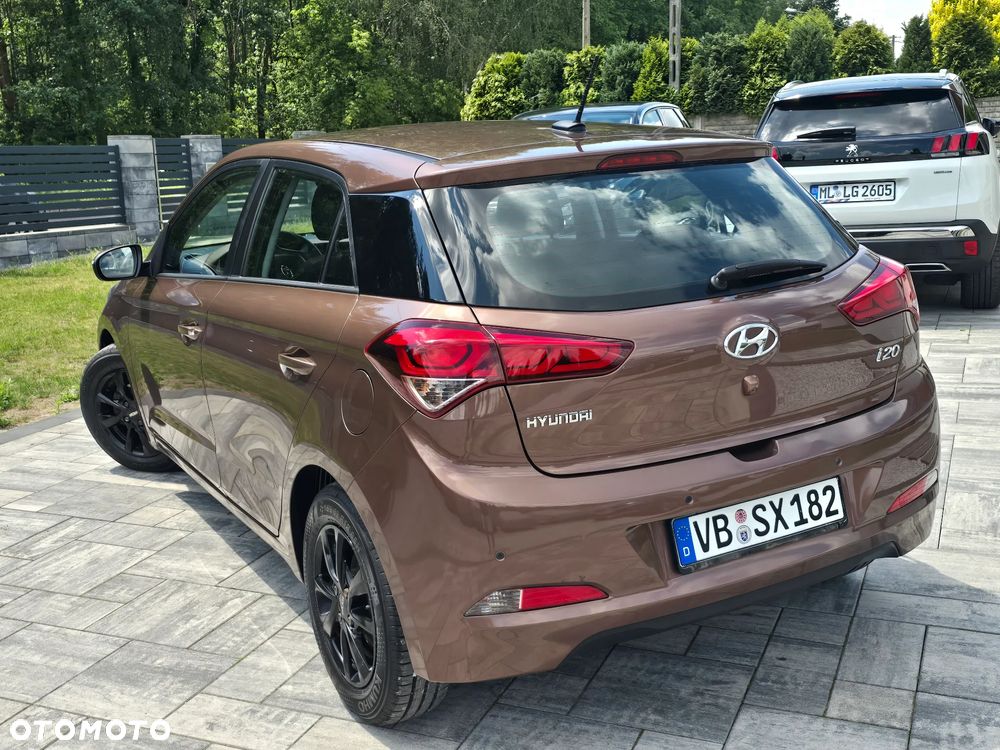 Hyundai i20 1.2 Fifa World Cup Edition - 14
