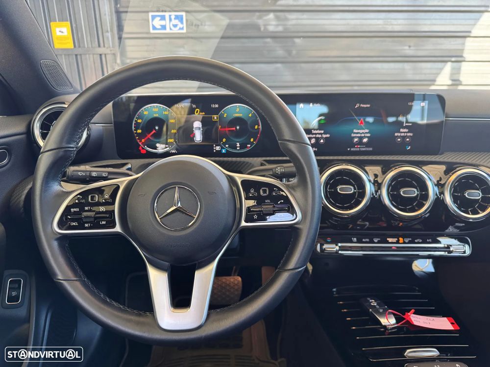 Mercedes-Benz CLA 180 d Shooting Brake 7G-DCT - 24