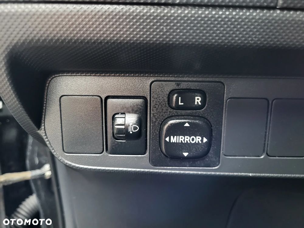 Toyota Auris 1.6 Edition - 30