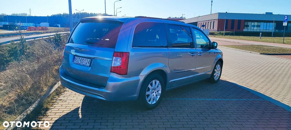 Chrysler Town & Country 3.6 Touring - 7