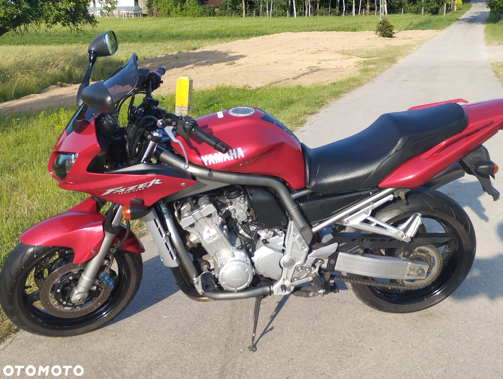 Yamaha FZS - 27
