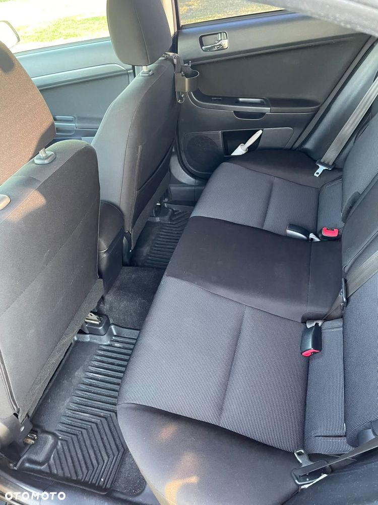 Mitsubishi Lancer 1.8 Instyle LPG - 9