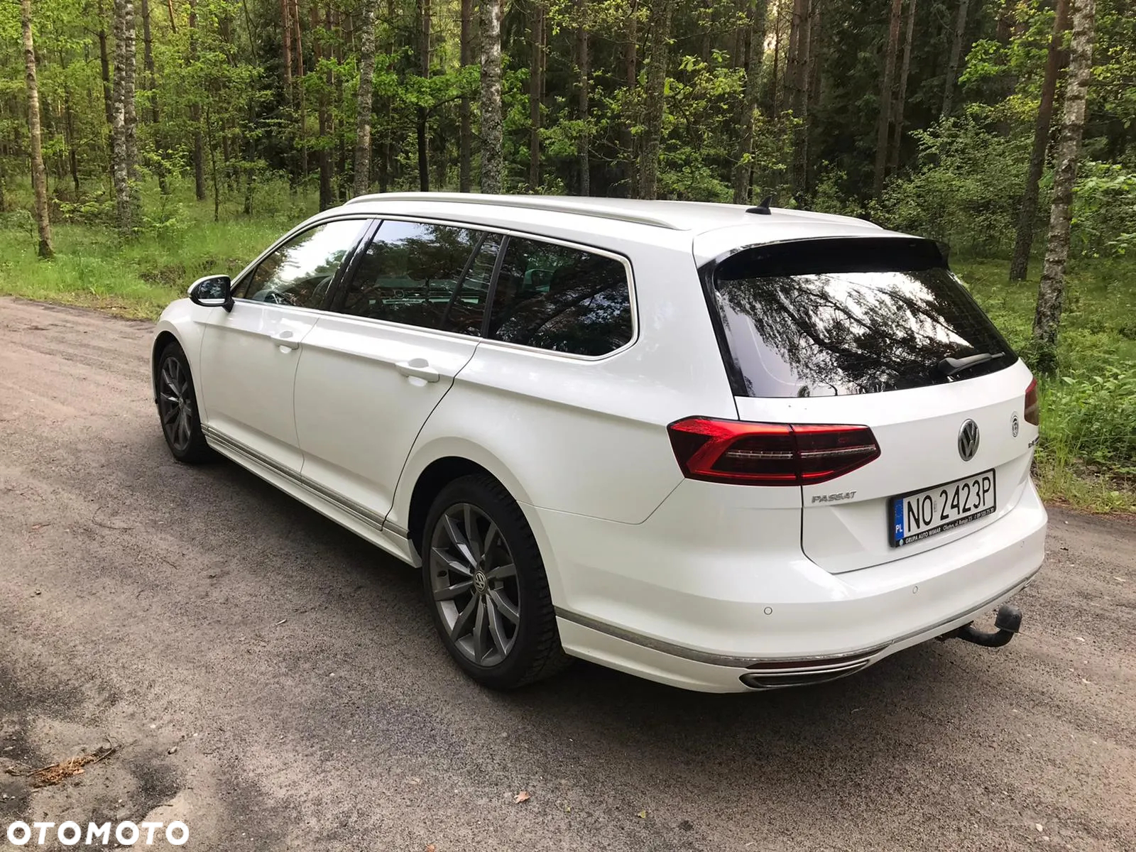 Volkswagen Passat - 8