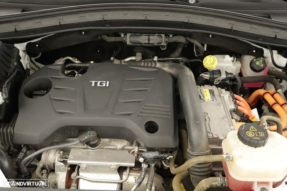 MG EHS 1.5 T-GDI Plug-in Hybrid Luxury - 28