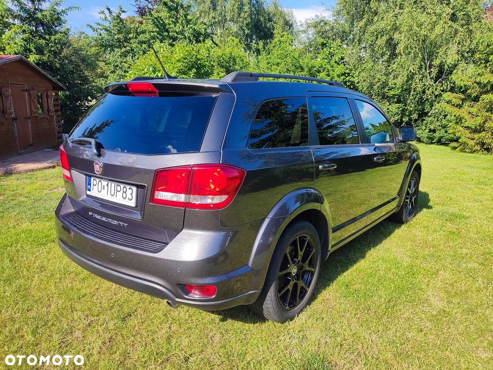 Fiat Freemont 2.0 Multijet Black Code AWD - 24