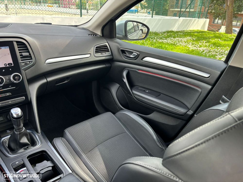 Renault Mégane Sport Tourer 1.5 Blue dCi Intens - 32