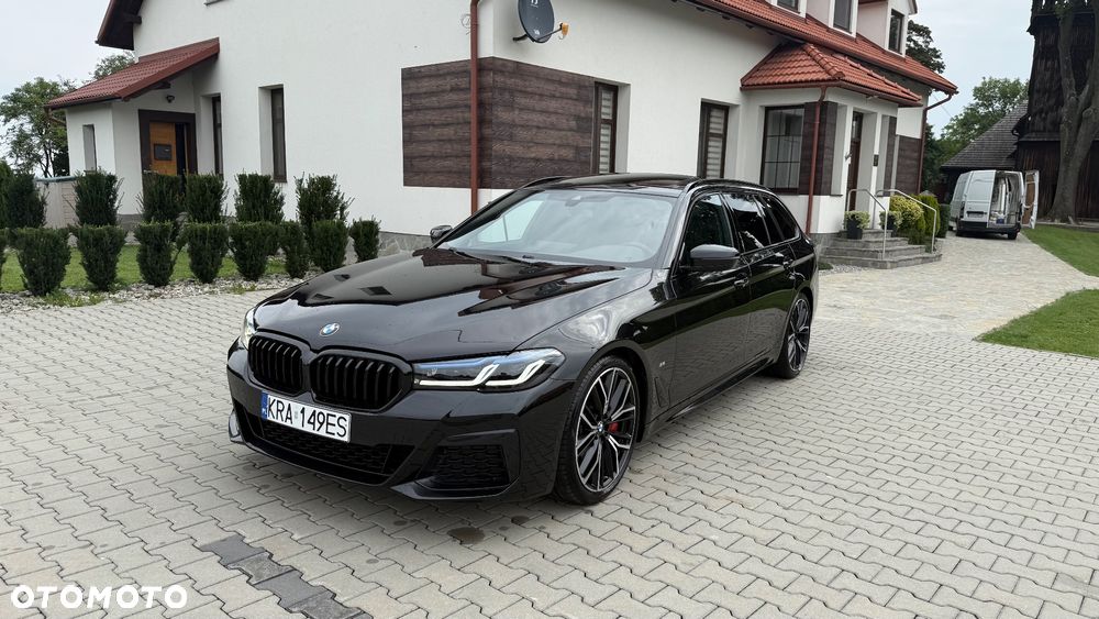 BMW Seria 5 530d Touring M Sport Edition - 1