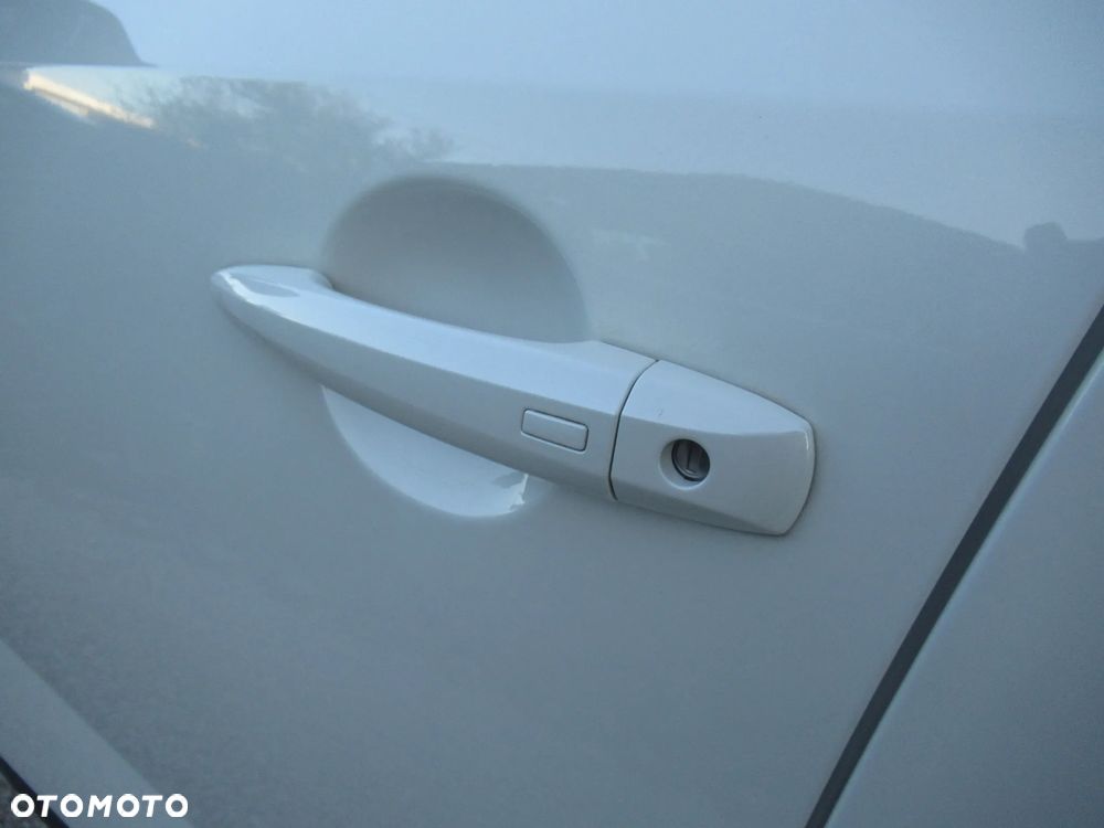 Nissan Qashqai 1.3 DIG-T N-Connecta DCT - 38