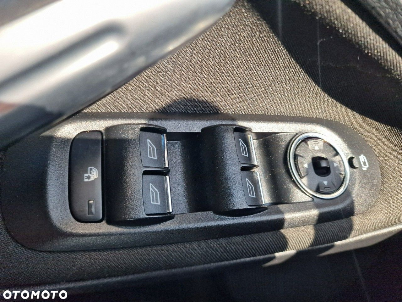 Ford S-Max 2.0 TDCi DPF Titanium MPS6 - 34