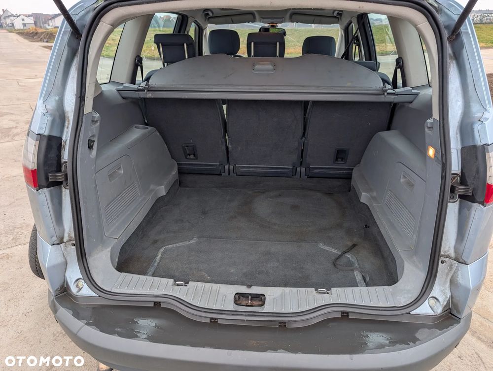 Ford S-Max 2.0 TDCi Trend - 13