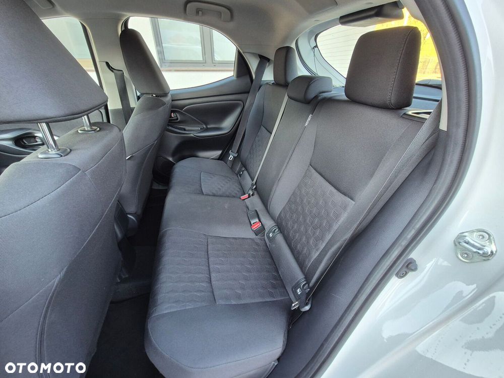 Toyota Yaris - 7