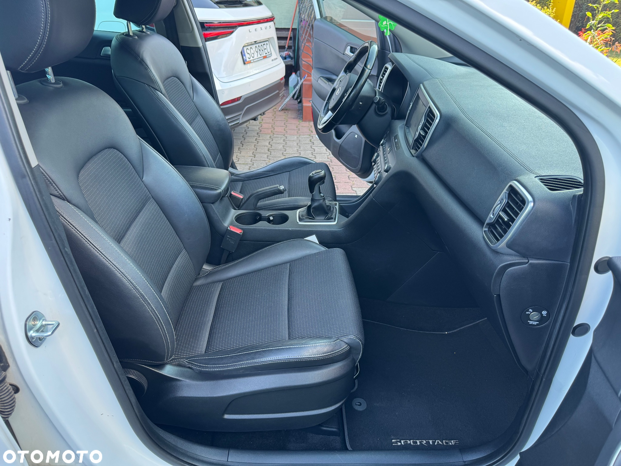 Kia Sportage 1.6 GDI L Business Line Plus 2WD - 30