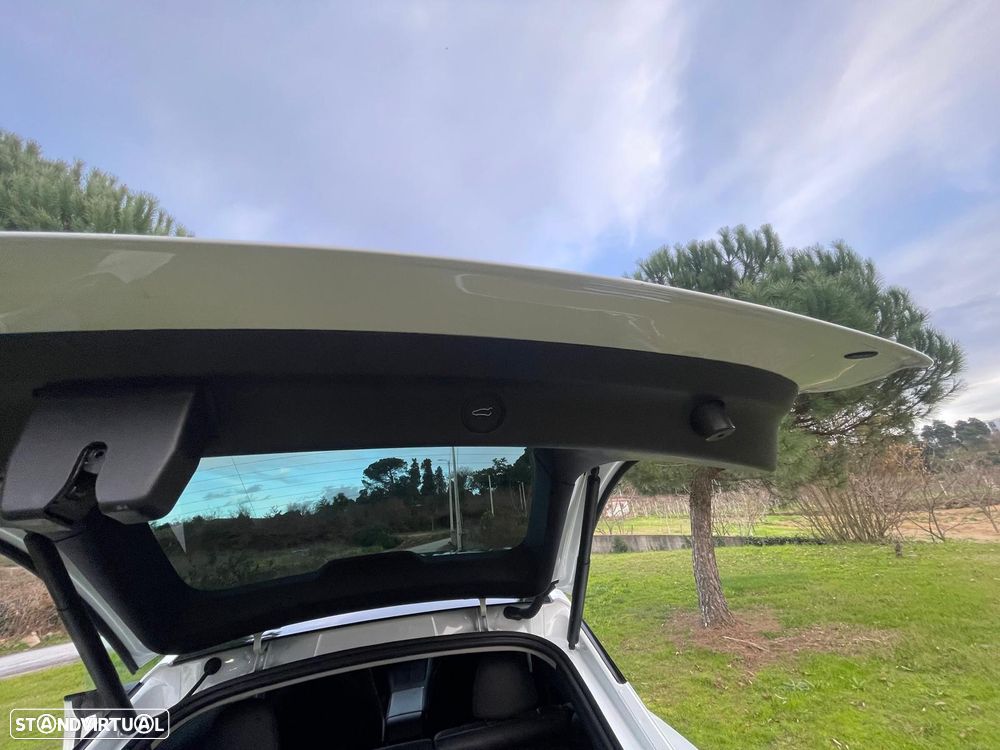 Tesla Model Y RWD - 33