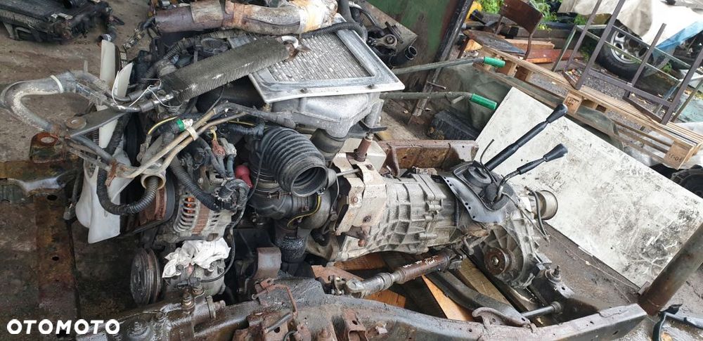 NISSAN NAVARA D21 D22 ZE SRZYNIĄ 2.5 TD WIATRAK - 3