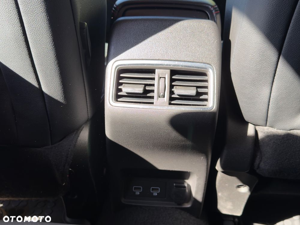 Renault Kadjar 1.3 TCe FAP Black Edition EDC - 23