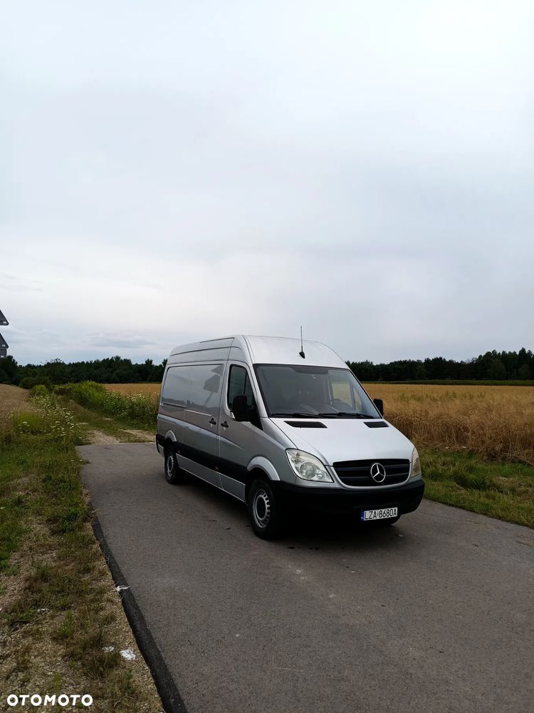 Mercedes-Benz Sprinter W906 - 1