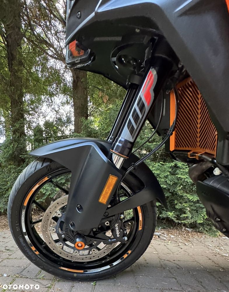 KTM Adventure - 17