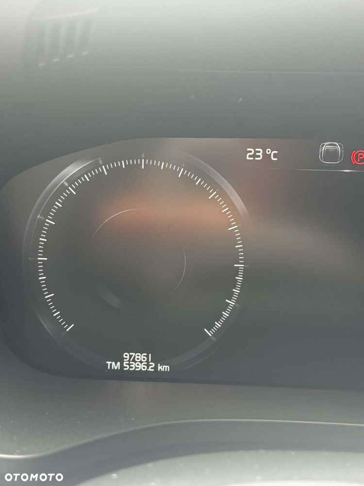 Volvo XC 60 B5 D AWD Inscription - 22