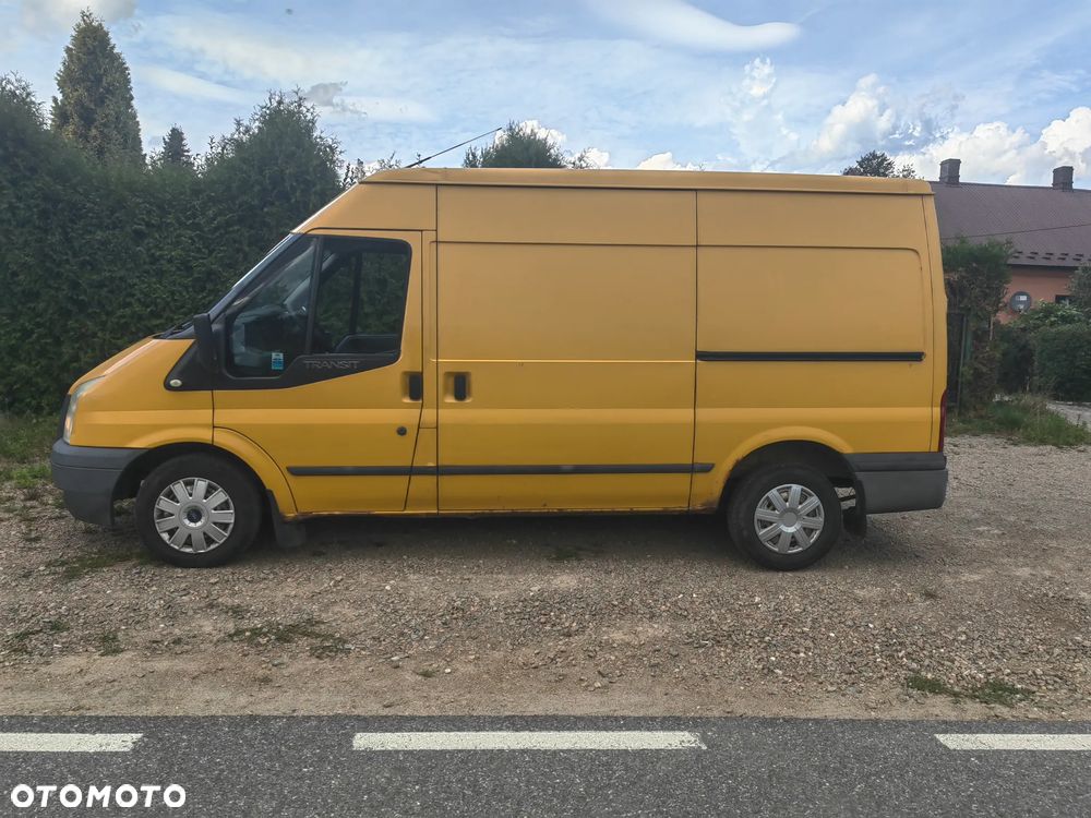 Ford Transit - 1
